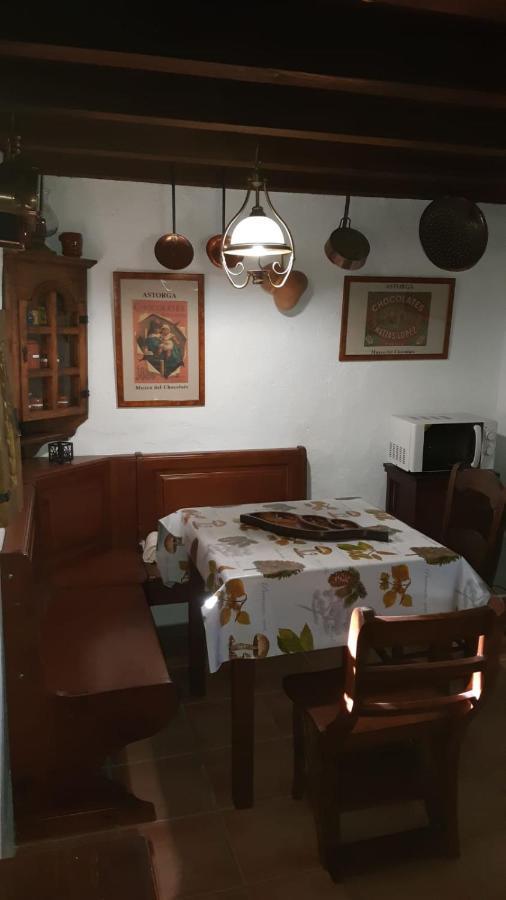 Casa Rural La Borriquita Gavilanes Bagian luar foto